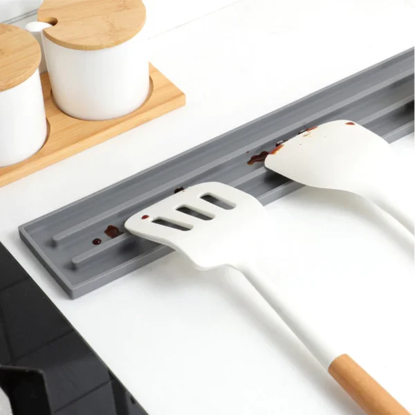 Narrow Slit Pot Lid Holder Mat