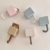 1720677831201-5b51620f12ab4b73aeaed0ed3a7b1c57-goods.jpeg 1pcs New Cute Cartoon Cat Hooks with Strong Adhesive