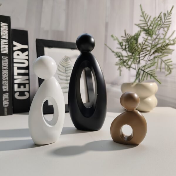 2469c83a-893e-485e-9f3b-48721f050edd.jpg A Set of Minimalist-style Resin Ornaments Featuring Simple Shapes and Soft Colors
