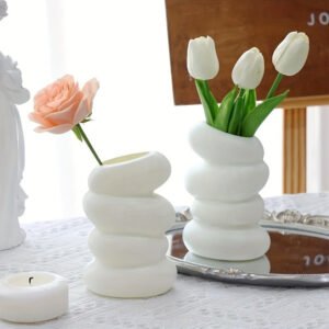 6b011933987e4b75b192559725d82930-goods.jpeg Stylish Home Decor Vase with a Unique Shape