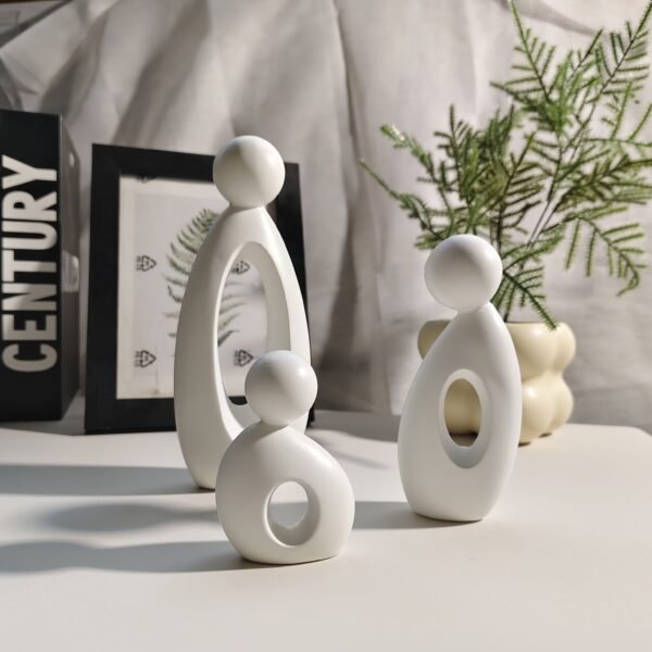 7f6bc42a-8692-4114-8bf5-027c1970ea52.jpg A Set of Minimalist-style Resin Ornaments Featuring Simple Shapes and Soft Colors